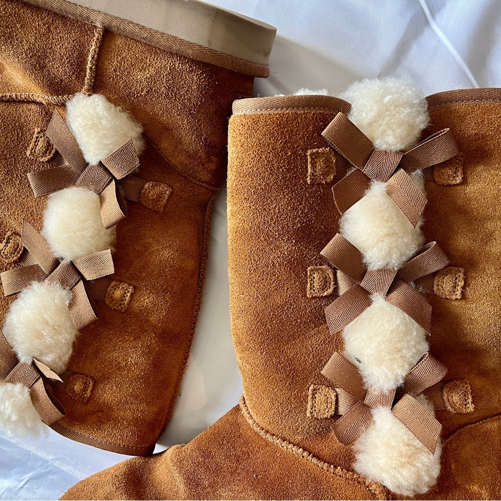 Koolaburra by UGG Victoria Chestnut Brown Tall Comfy Winter Boots | Size 10 - Picture 3 of 10